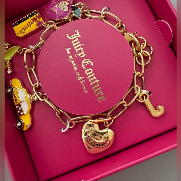 Juicy Couture Gold New York charm Bracelet with charms - Picture 6 of 7